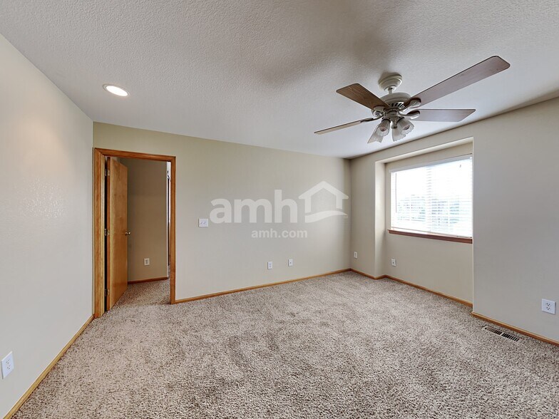 Building Photo - 6293 Brantly Ave