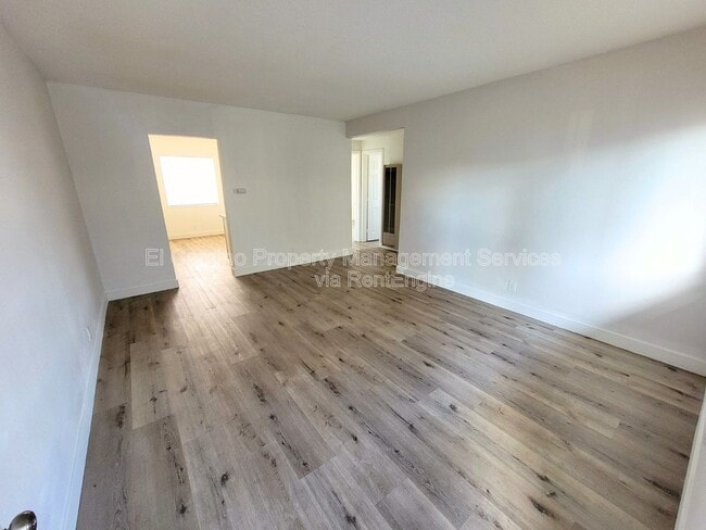 Building Photo - 7722 Walker Ave