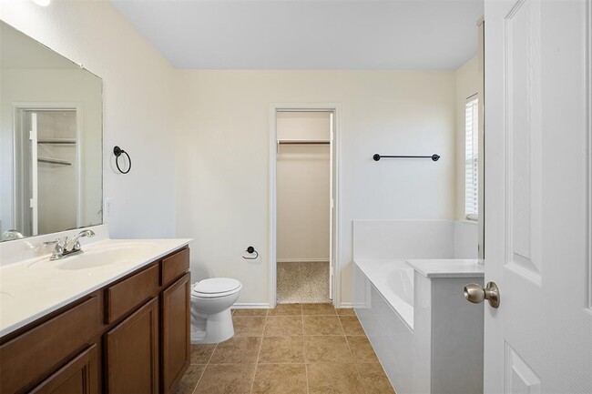 Building Photo - 100 Snowy Egret Ln