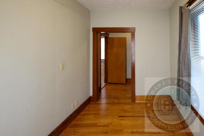 Building Photo - READER 4210
