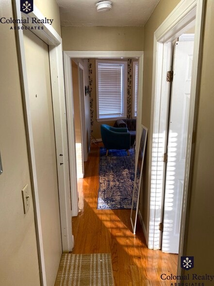 Building Photo - 17 Highgate St