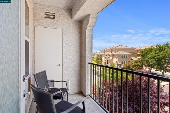 Building Photo - 3420 Finnian Way