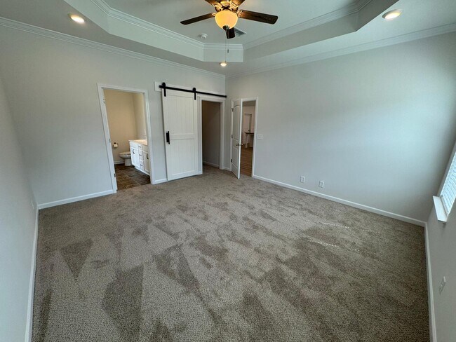 Building Photo - 1814 Albarado Trl