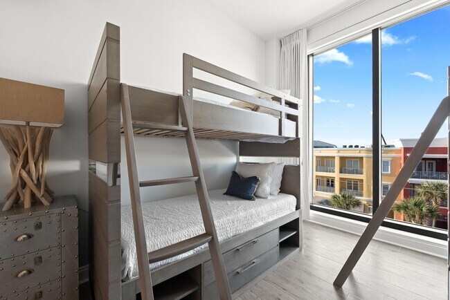 Building Photo - Costa Blanca Deluxe condominium