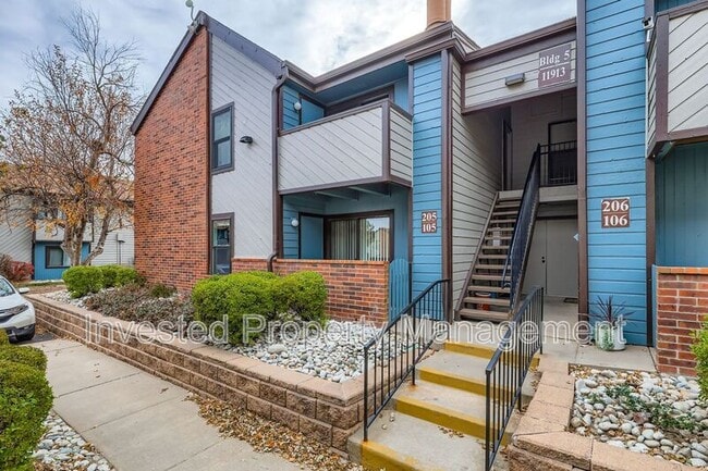 Primary Photo - 11913 E Harvard Ave