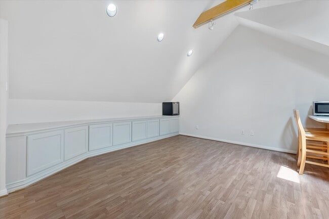 Building Photo - 4206 Law St