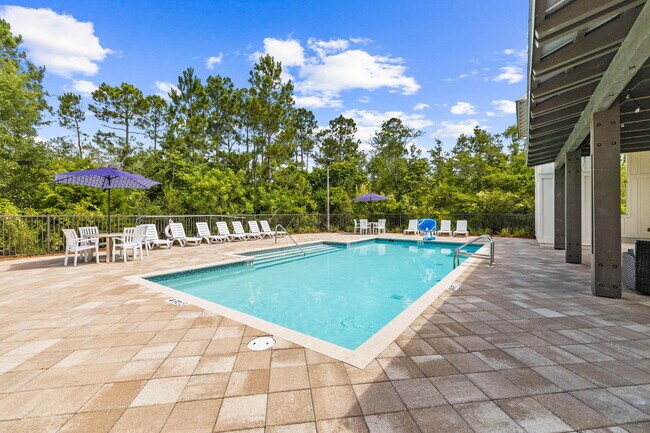 Building Photo - 70 Oakley Ct