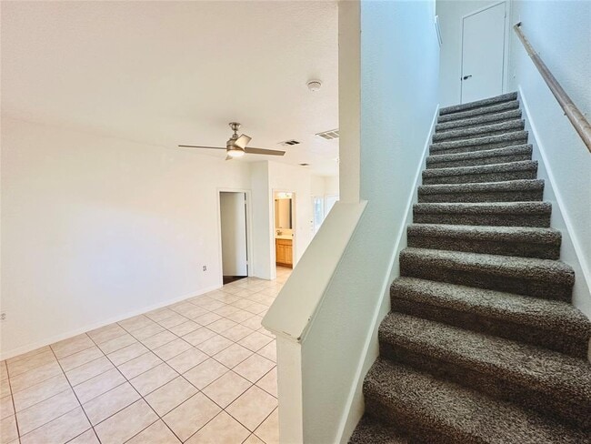 Building Photo - 6301 Crumley Ln