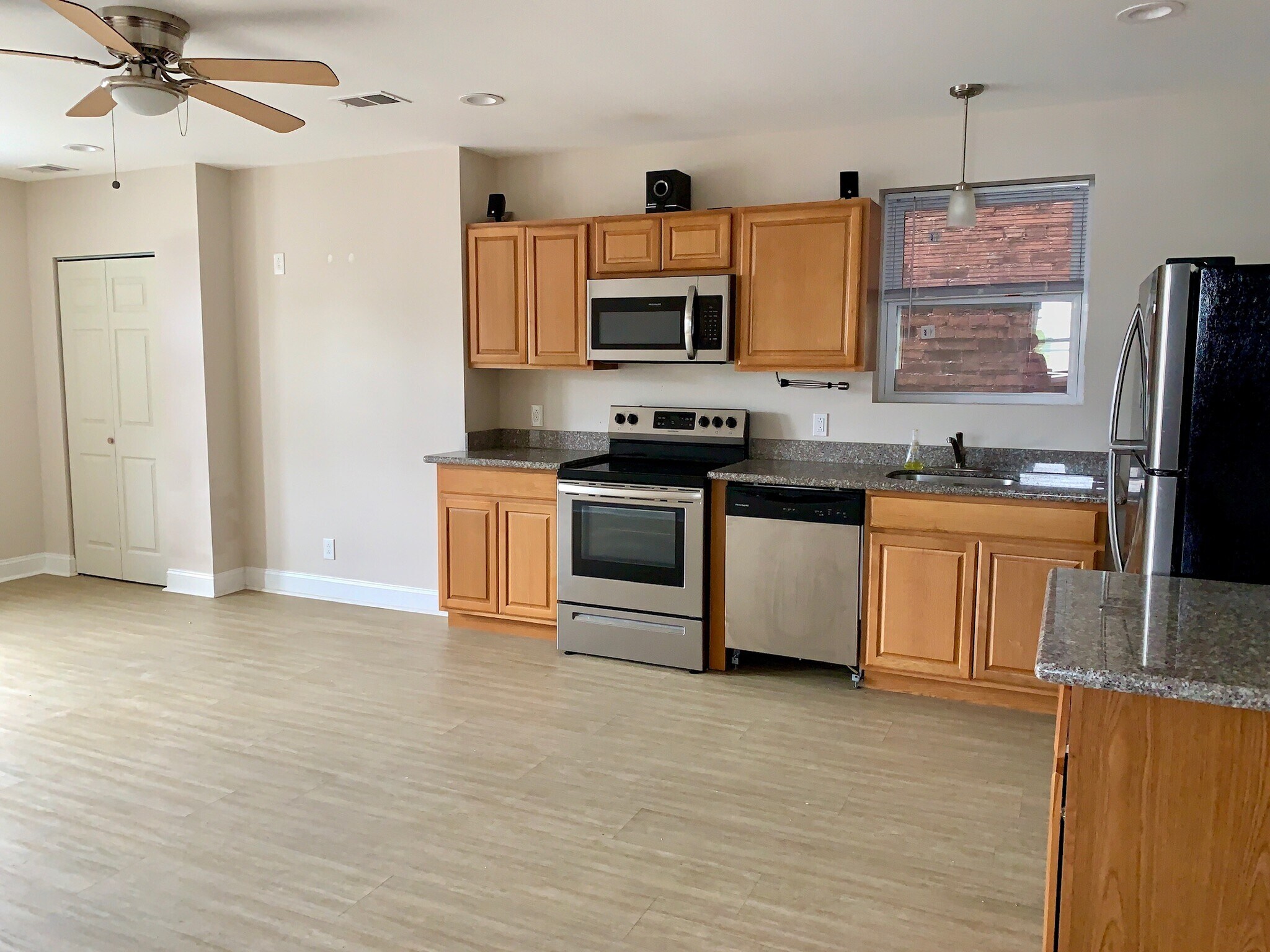 Building Photo - 5439 Penn Ave