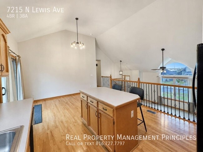 Building Photo - 7215 N Lewis Ave