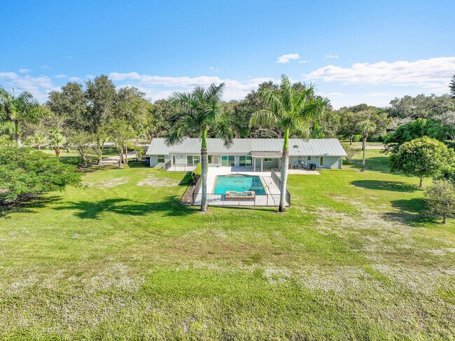 Building Photo - 8631 Steeplechase Dr