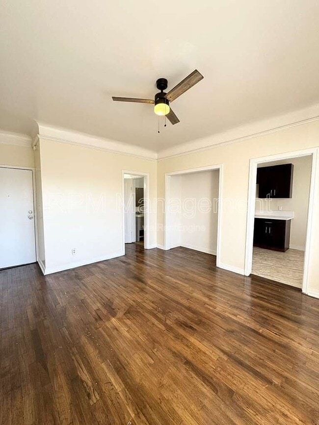 Building Photo - 3971 W 9th St