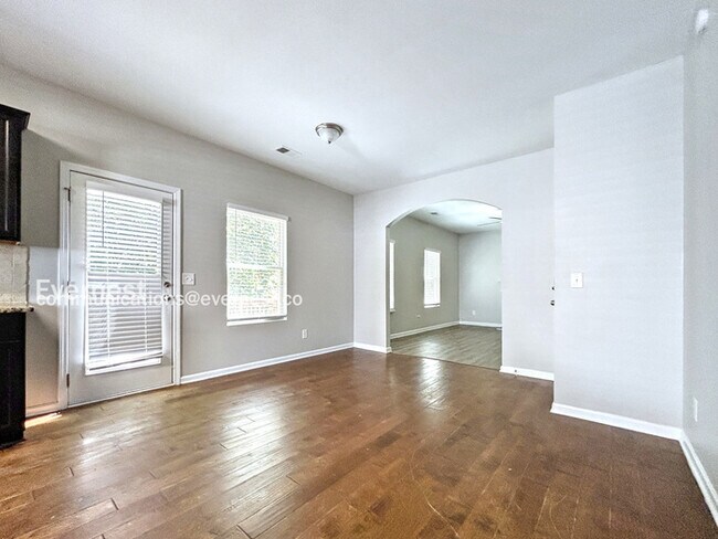 Building Photo - 345 Westridge Cir