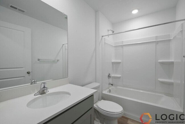 Building Photo - 3948 N Eagle Pt Ln