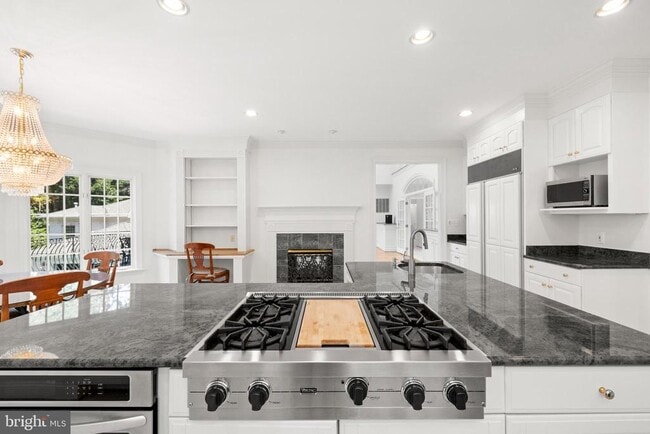 Building Photo - 2608 Geneva Hill Ct