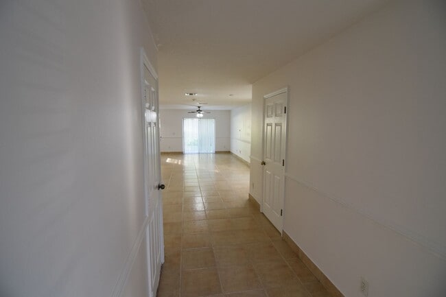 Building Photo - 954 Coquina Rock St