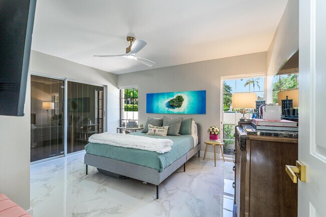 Building Photo - 154 Coventry Pl