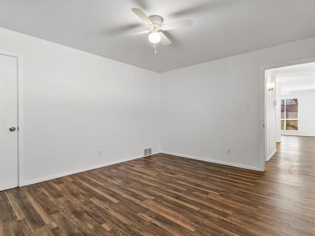 Building Photo - 4806 South Dr