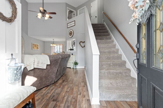 Building Photo - 4 Bedroom Pet Friend Home For Rent Near Dotsonville Road!