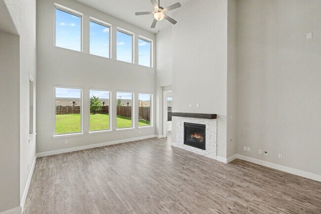 Building Photo - 2317 Willow Garden Dr