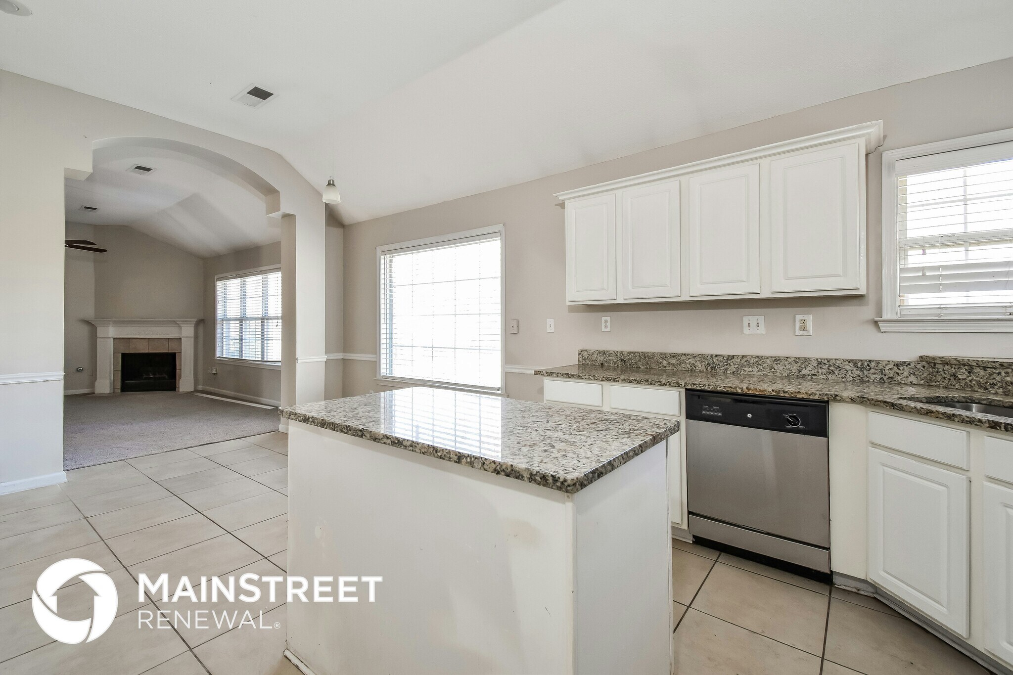 Building Photo - 9254 Tamhaven Dr