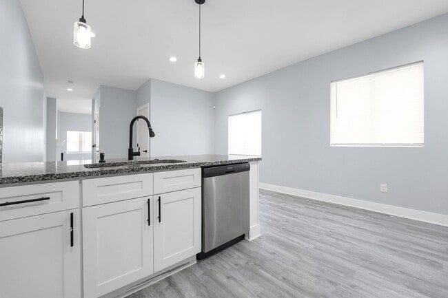 Building Photo - 1157 Atcheson St