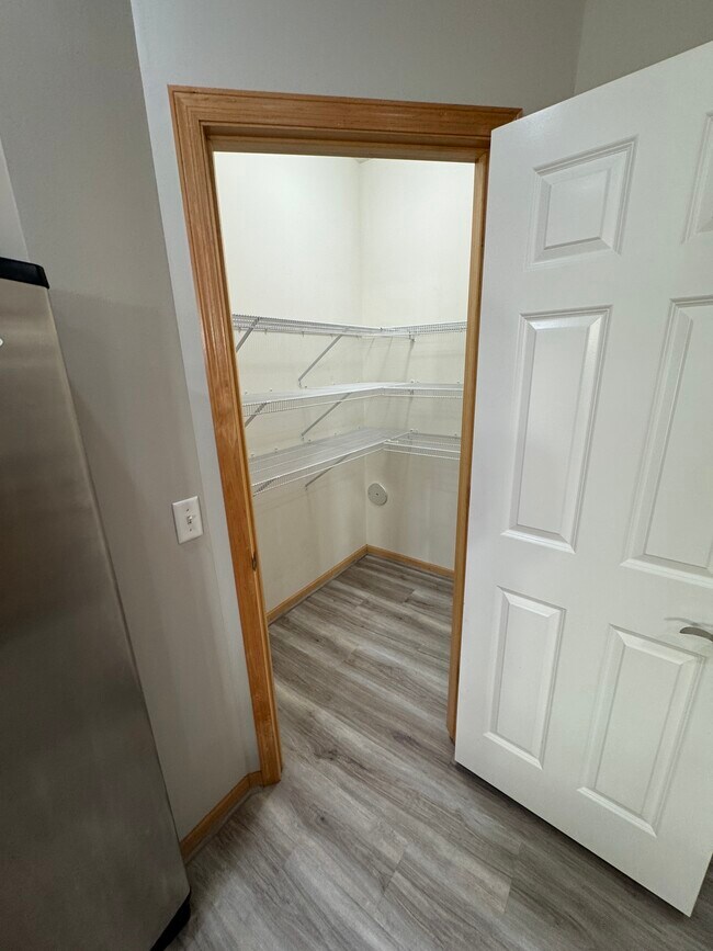 Building Photo - 3443 Cherry Ln