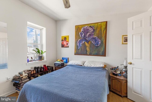 Building Photo - 1608 Swain St