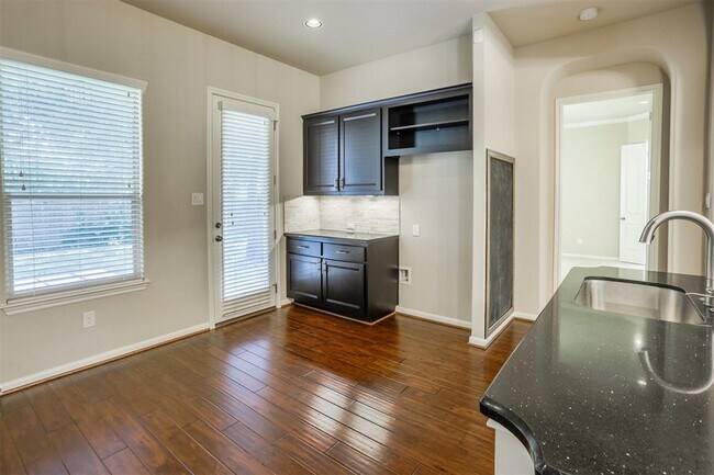 Building Photo - 13512 Hymeadow Cir