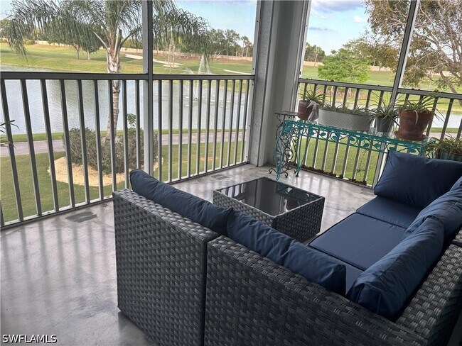 Building Photo - 5928 Sand Wedge Ln