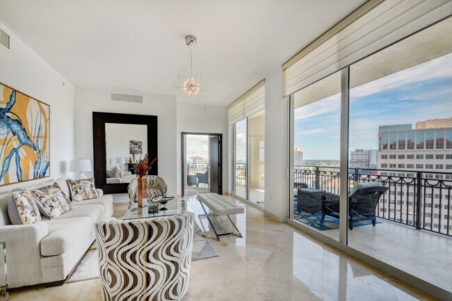 Building Photo - 550 Okeechobee Blvd