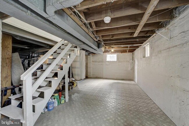 Building Photo - 311 Timberwood Ave