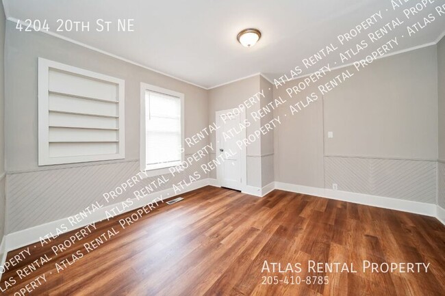 Building Photo - 4204 20th St NE