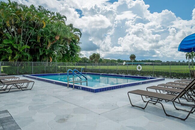 Building Photo - 13321 Polo Club Rd