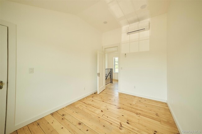 Building Photo - 5728-5209 # C