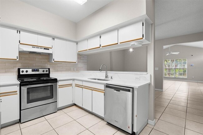 Building Photo - 248 St Ives Dr