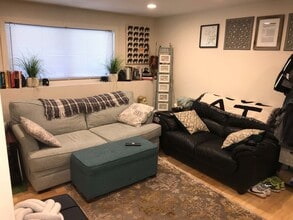 Building Photo - 126 Clifton St