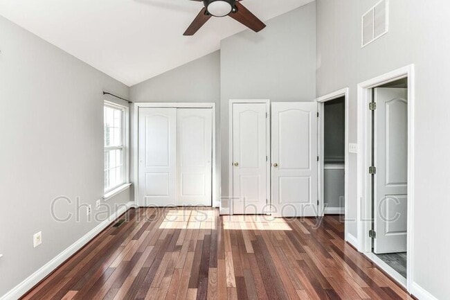 Building Photo - 2017 Capstone Cir