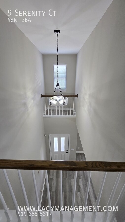 Building Photo - 9 Serenity Ct