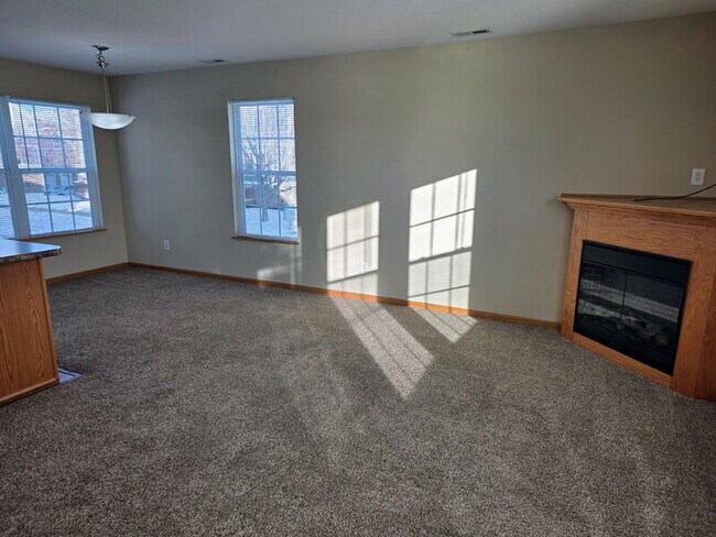 Building Photo - 4410 152 Street