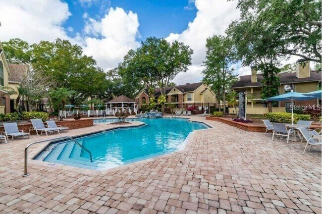 Building Photo - 8643 Mallard Reserve Dr