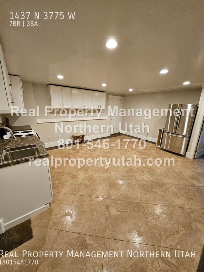 Building Photo - 1437 N 3775 W