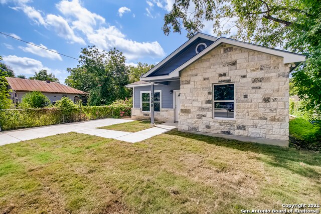 Building Photo - 1308 Aransas Ave