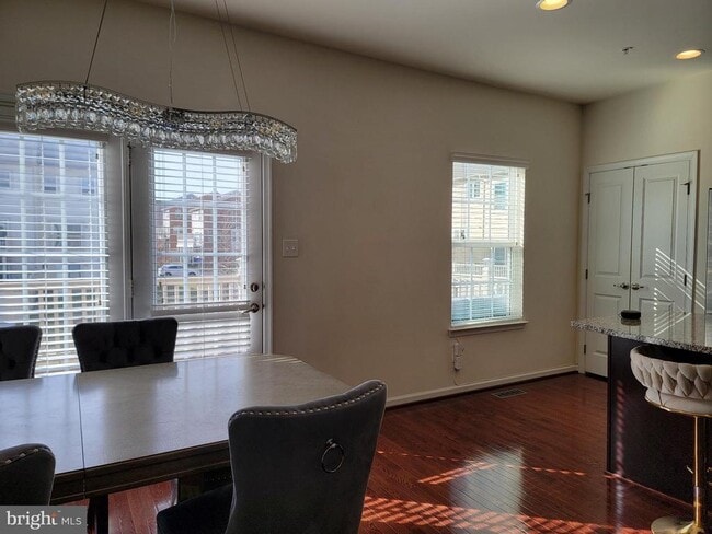 Building Photo - 12347 Echo Hill Pl