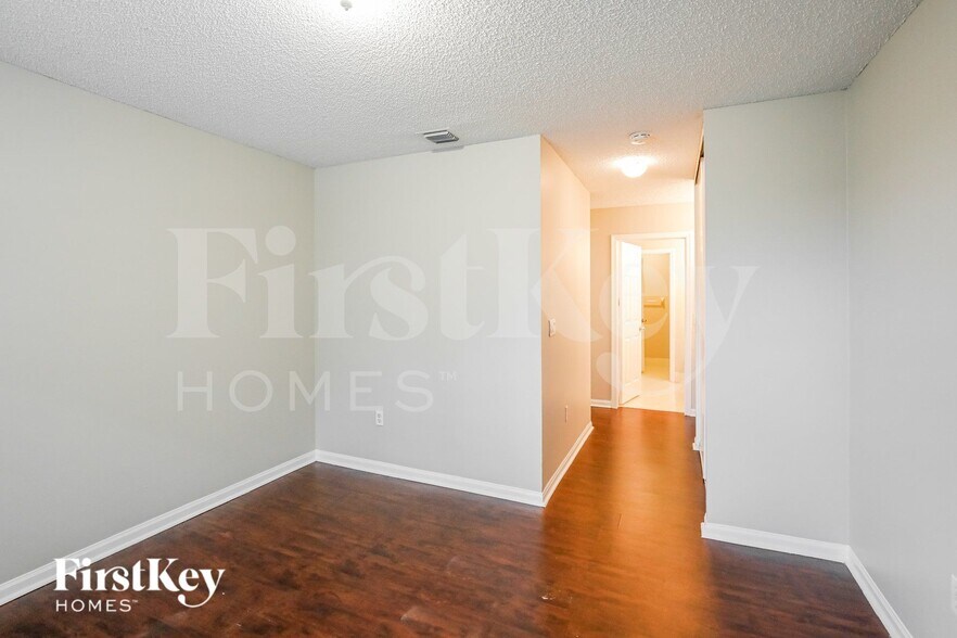 Building Photo - 1436 NW 159th Ln