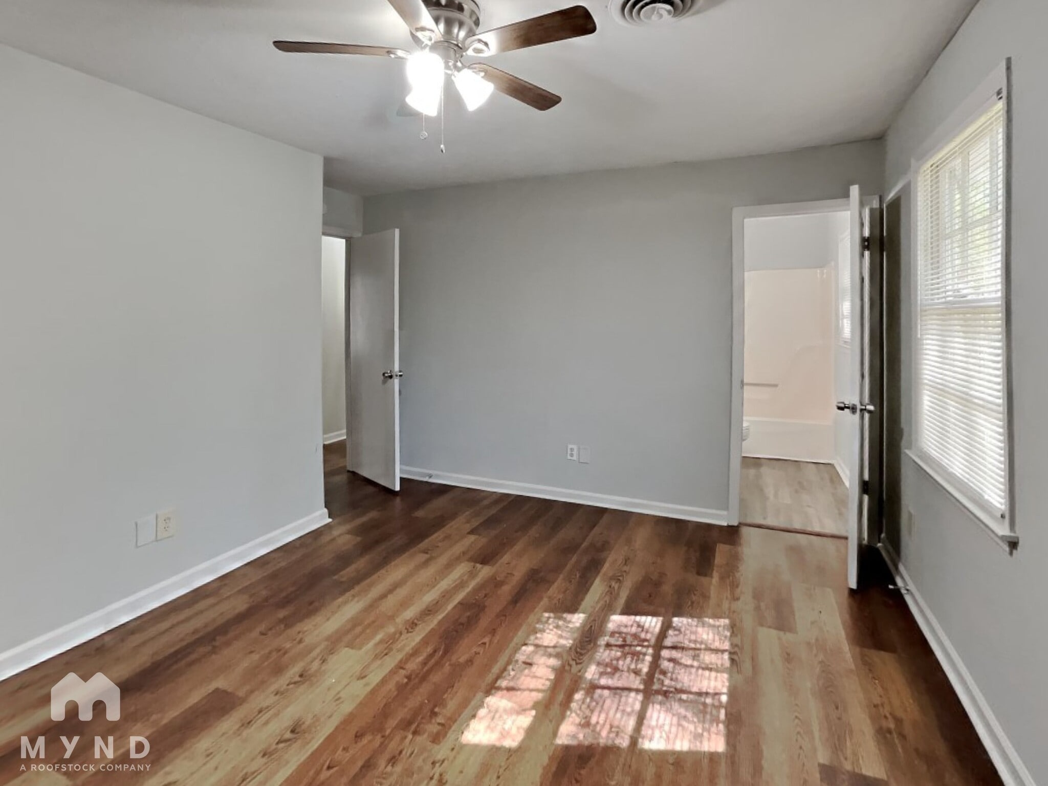 Building Photo - 421 Cabriolet Ct