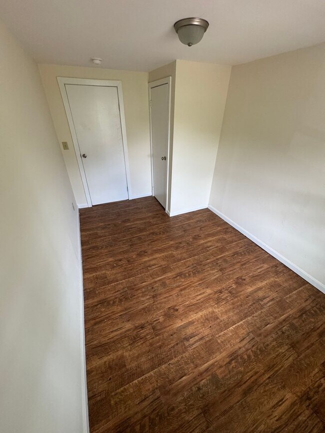 Building Photo - Stap Lane Community