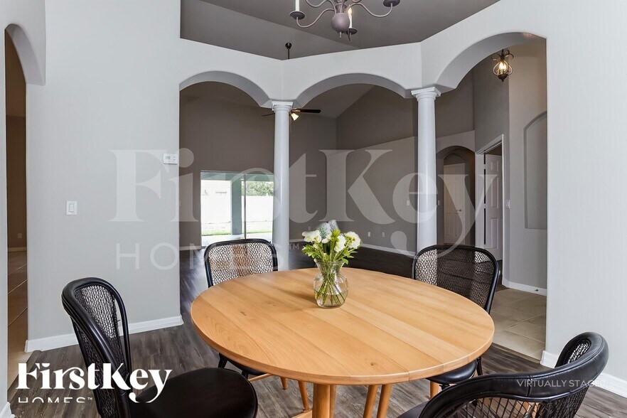 Building Photo - 4648 Huron Bay Cir