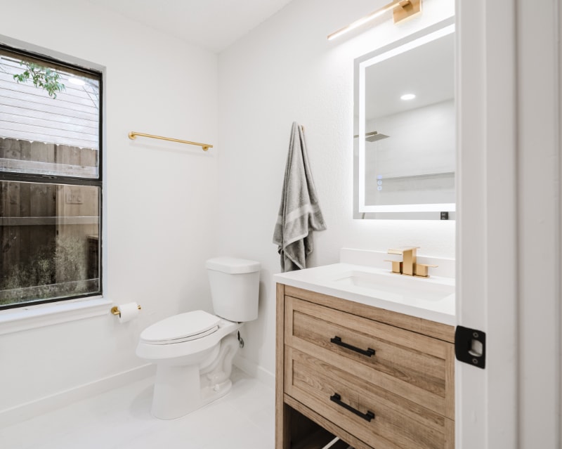 Building Photo - 301 Sheffield Dr