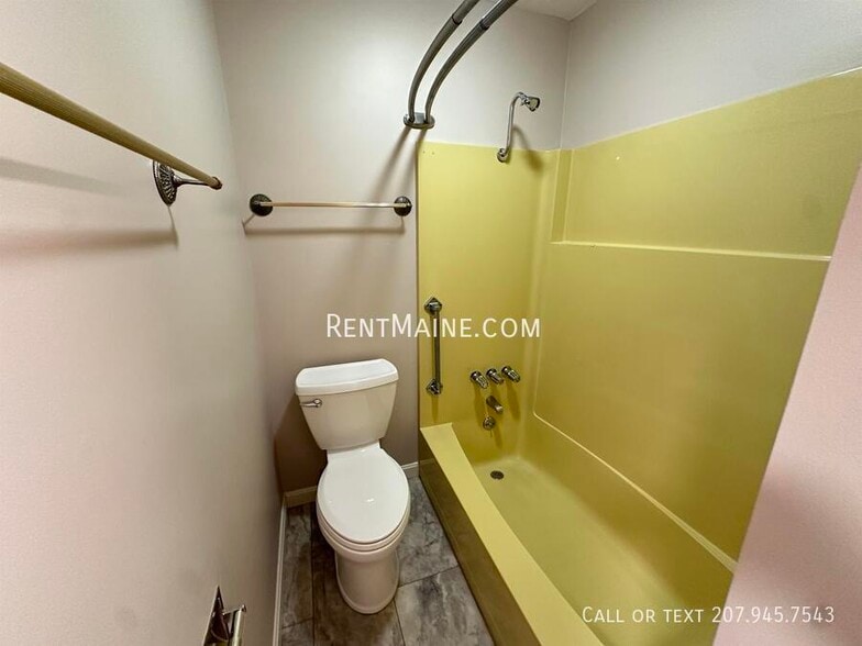 Building Photo - 50 Longrale Park